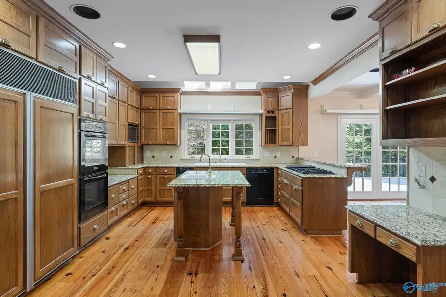 9 Asbury Road Se, Huntsville, AL 35801 - Image #3