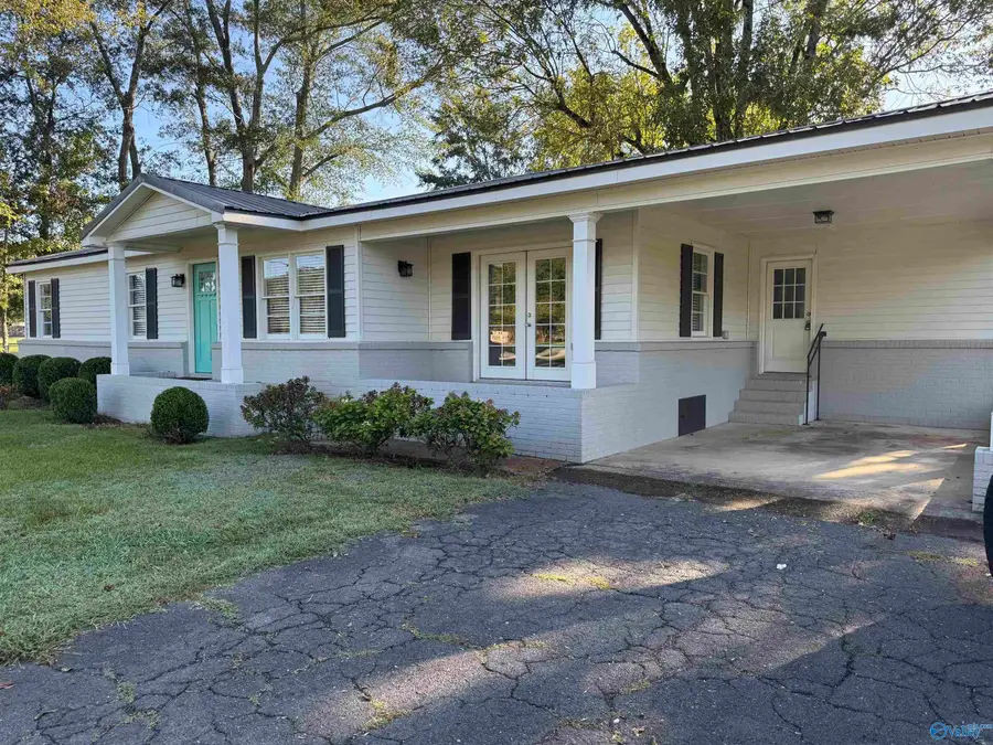 1042 Oakland Drive, Gadsden, AL 35901 - Image #3