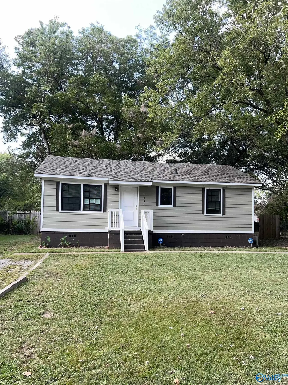 2004 Harrison Street, Decatur, AL 35601 - Image #1