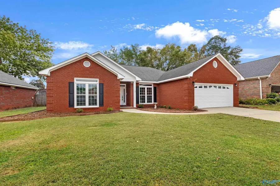 1512 Oak Lea Road, Decatur, AL 35603 - #2