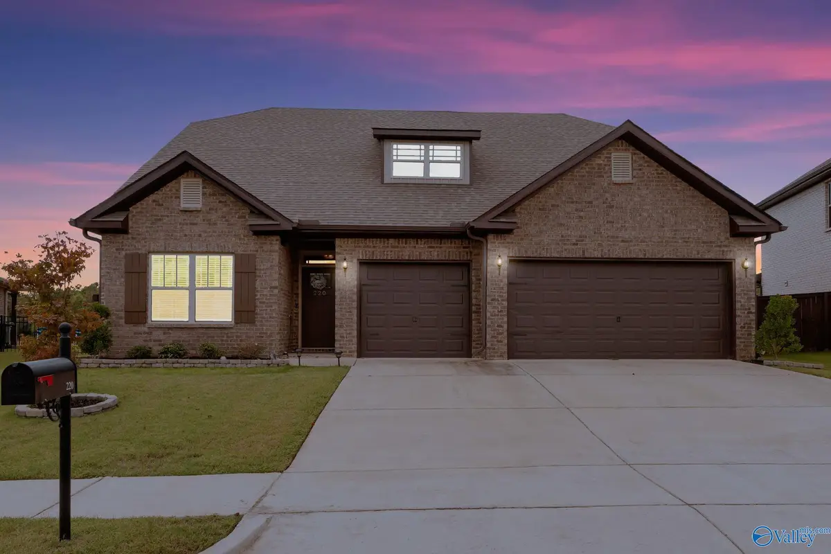 220 Jubilee Circle Se, Huntsville, AL 35803 - Image #1
