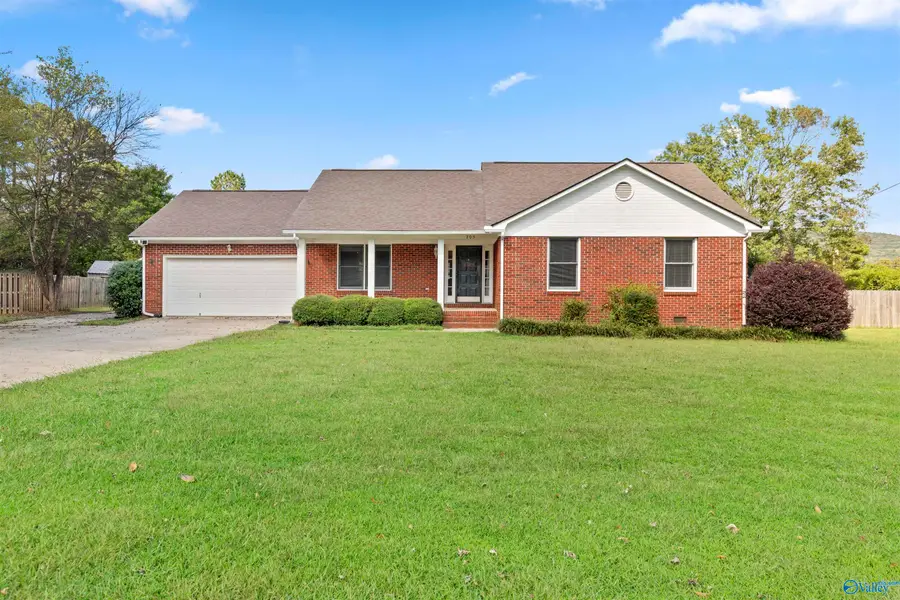 205 Wyatt Henry Lane Se, Owens Cross Roads, AL 35763 - Image #3