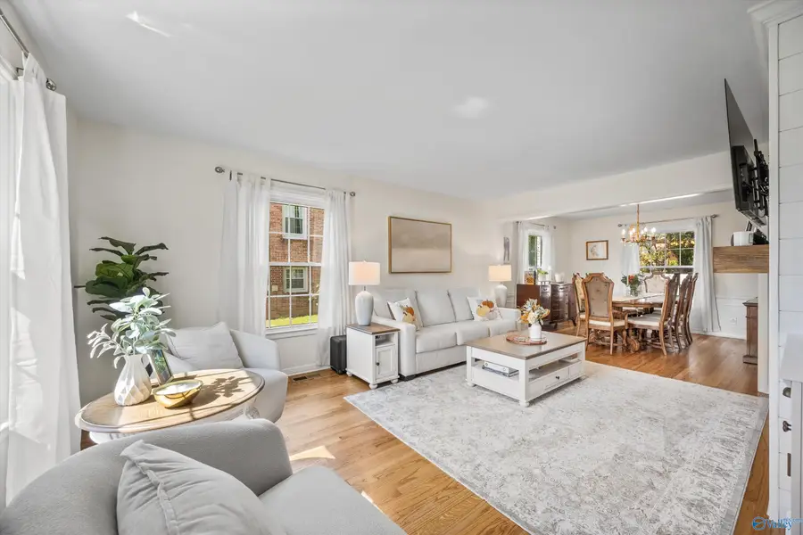 1009 Riviera Avenue, Huntsville, AL 35802 - Image #2