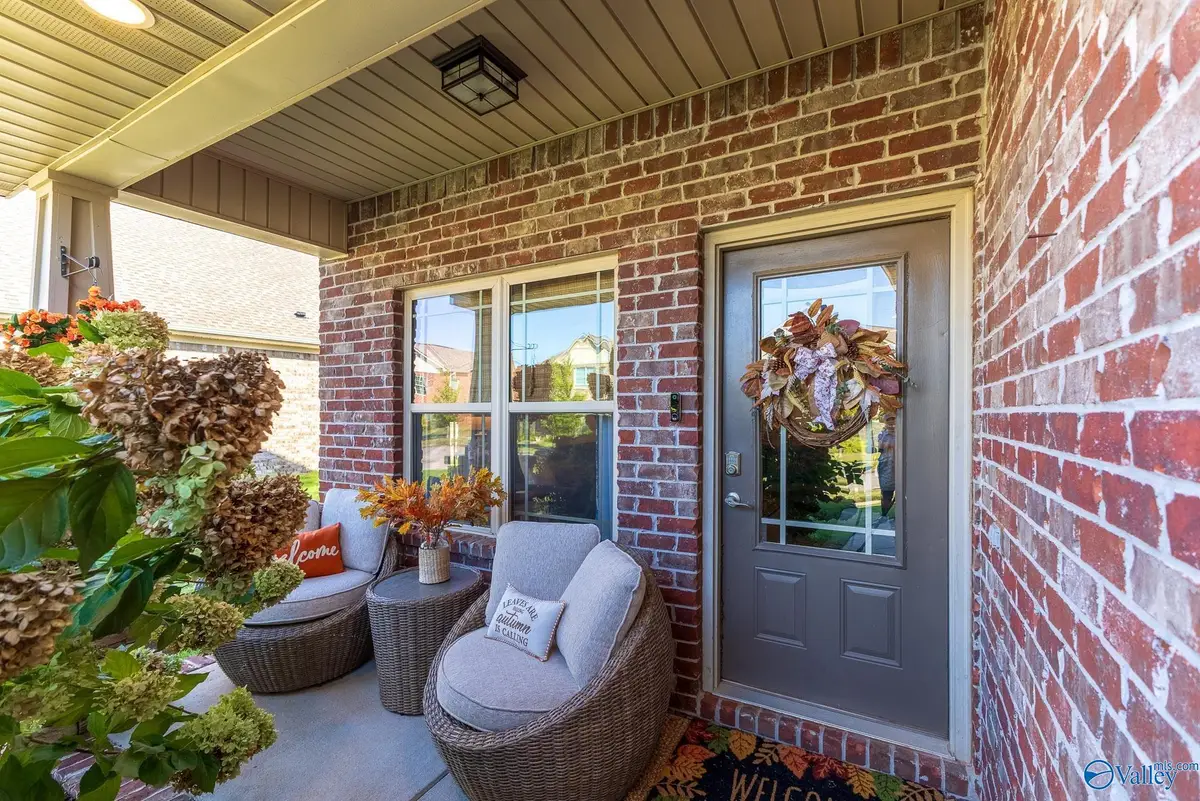 8308 Stillwater Circle Nw, Huntsville, AL 35806 - Image #1