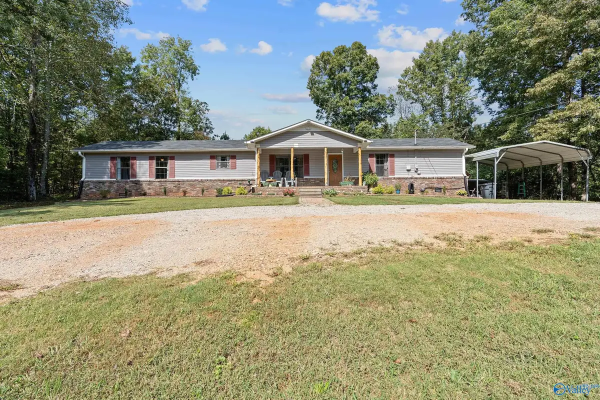 211 Oak Shores Drive, Florence, AL 35633 - #1