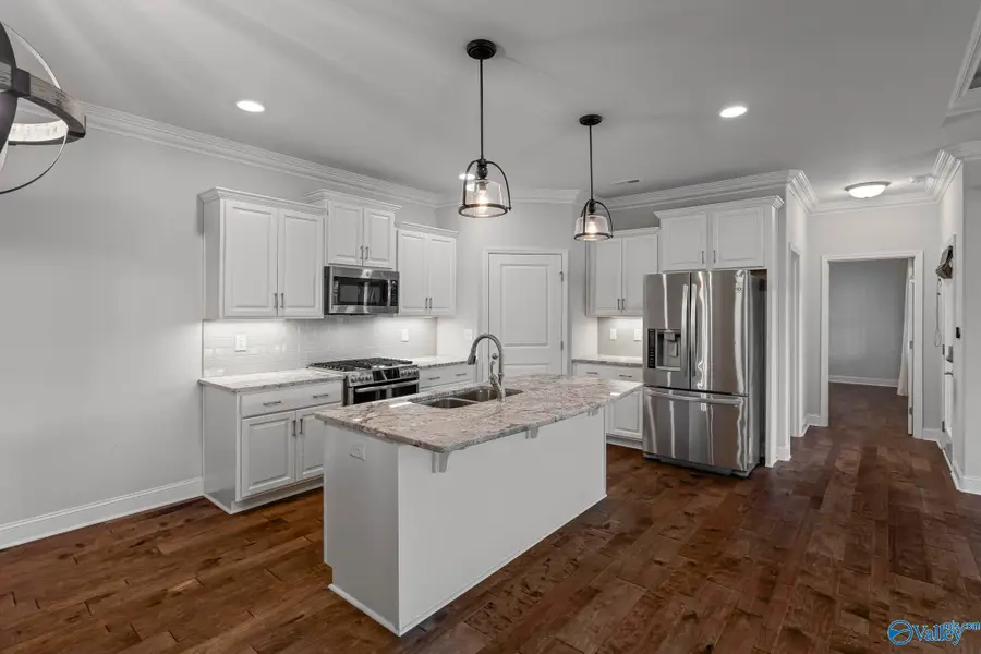 47 Moore Farm Circle Nw, Huntsville, AL 35806 - Image #2