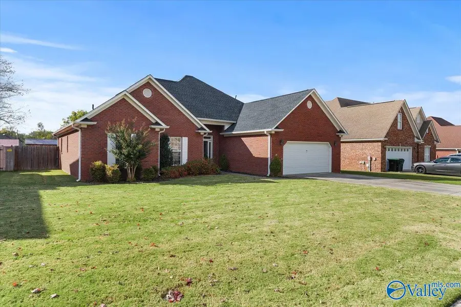 1941 Red Sunset Drive, Decatur, AL 35603 - Image #3