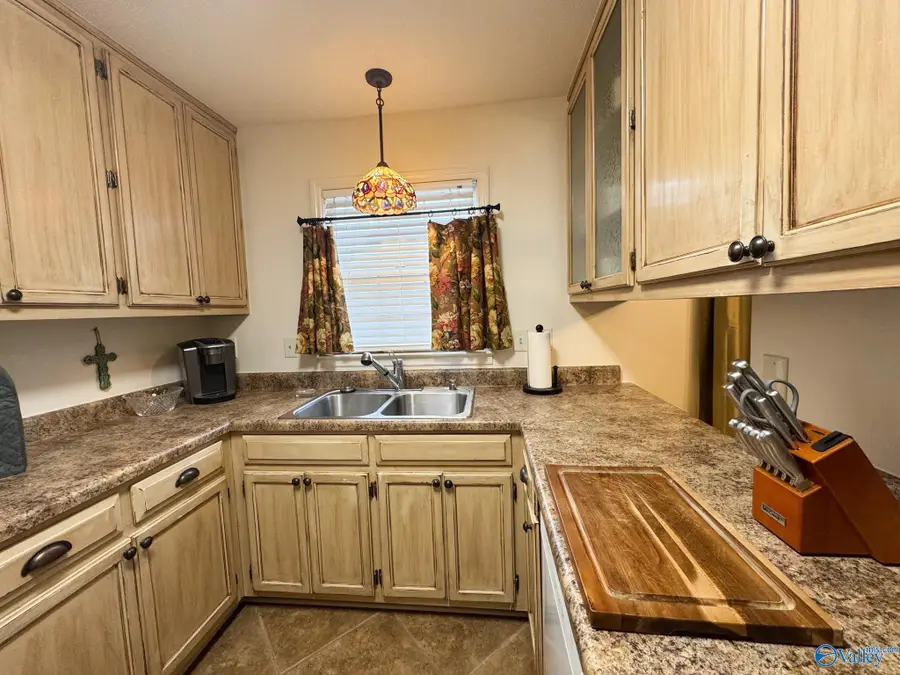 4026 Belle Grove Drive, Huntsville, AL 35802 - #3
