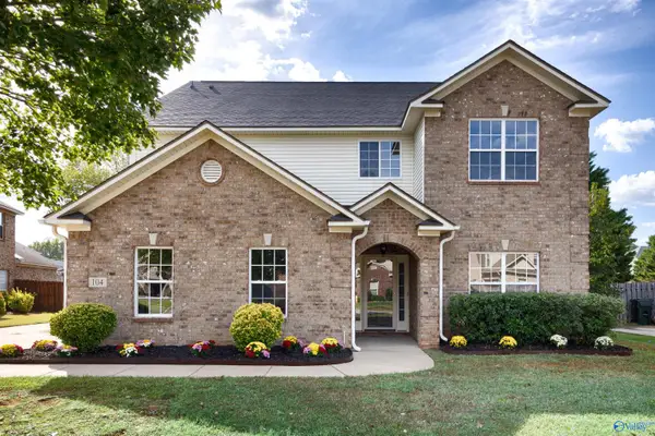 104 Raymon Circle, Huntsville, AL 35806
