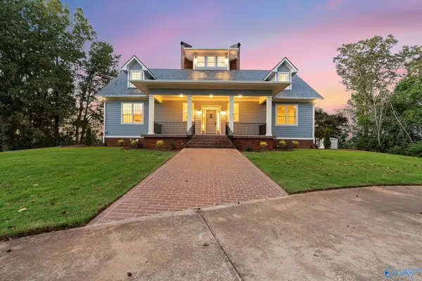 583 Bell Point Road, Laceys Spring, AL 35754