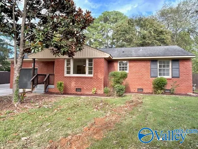 318 Graycroft Drive, Huntsville, AL 35802 - Image #2