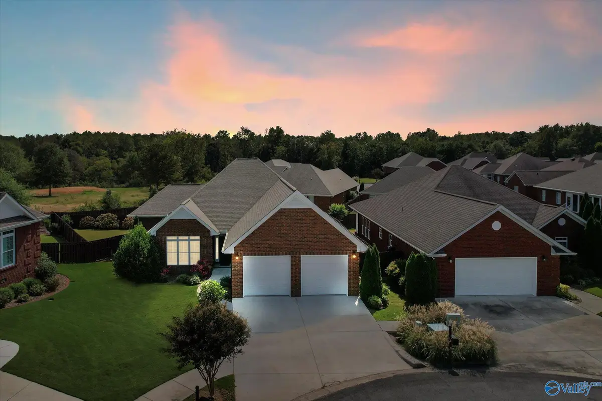 108 Canterbury Circle, Arab, AL 35016 - Image #1