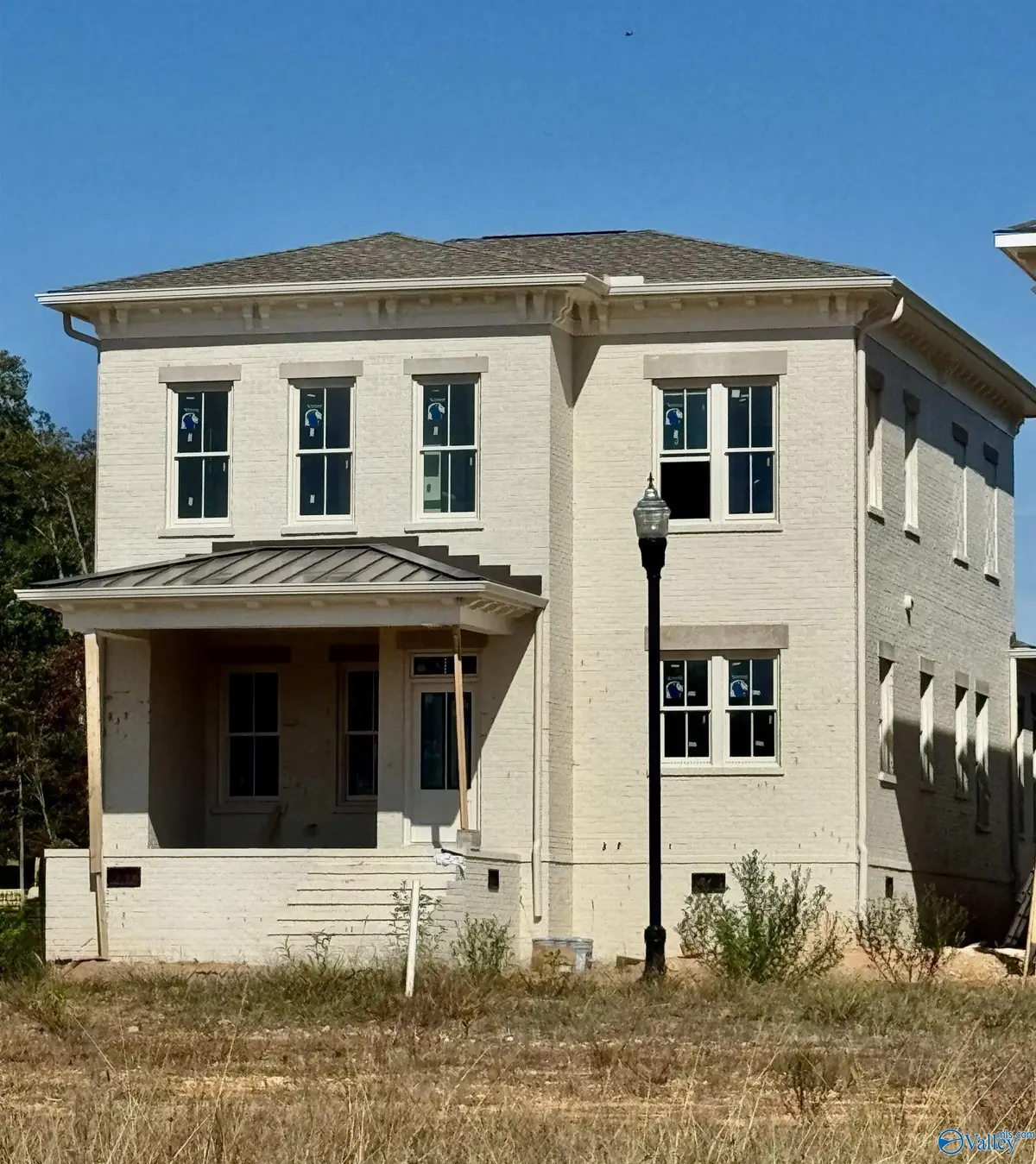 38 Peace Street Nw, Huntsville, AL 35806 - Image #1