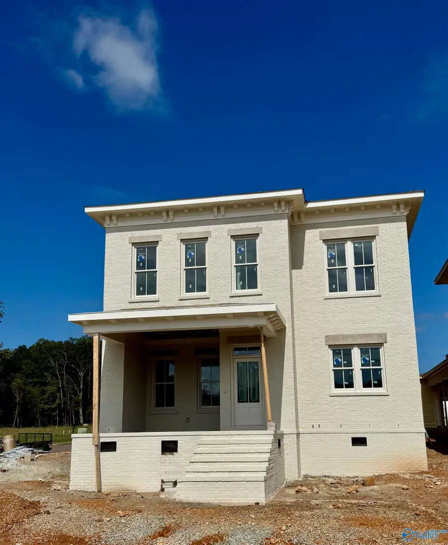 38 Peace Street Nw, Huntsville, AL 35806 - Image #2