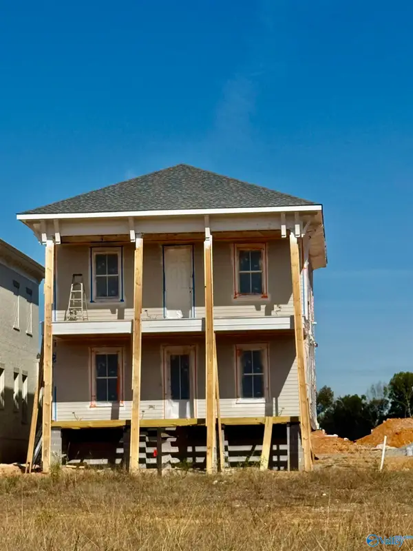 36 Peace Street Nw, Huntsville, AL 35806