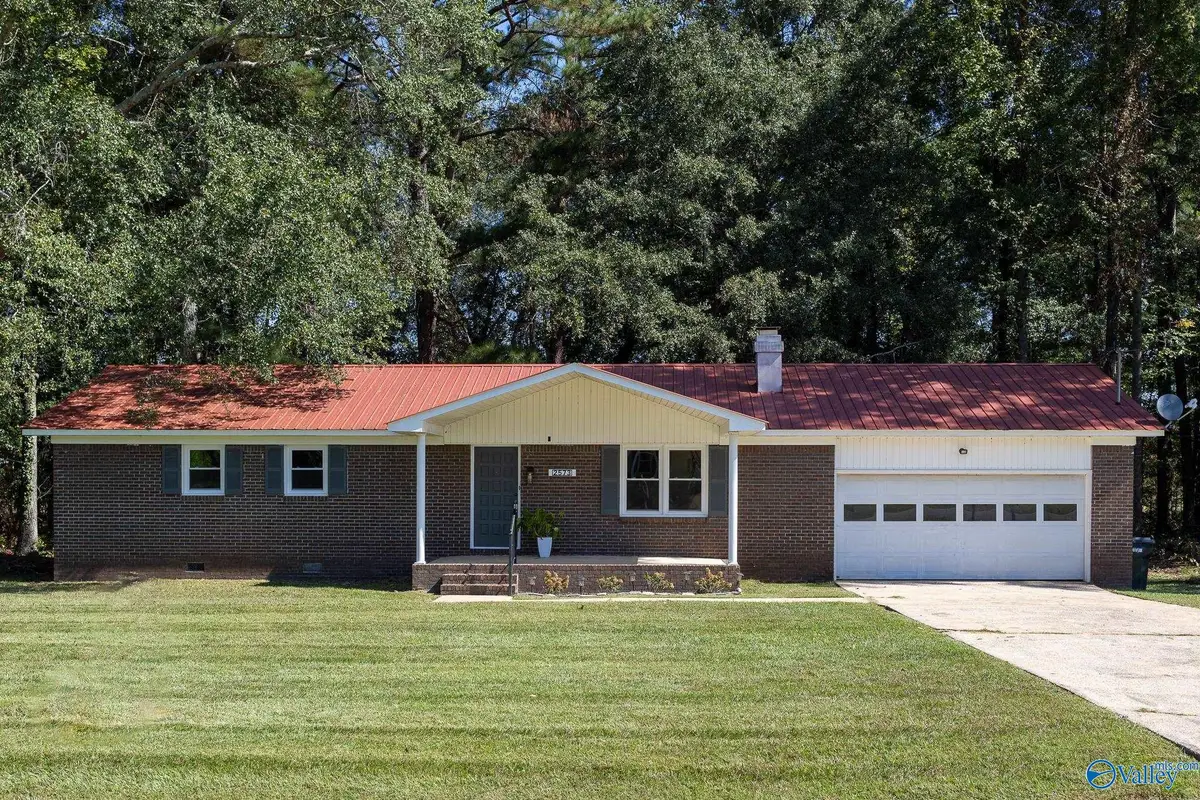 2573 Western Hills Drive E, Southside, AL 35907 - Image #1