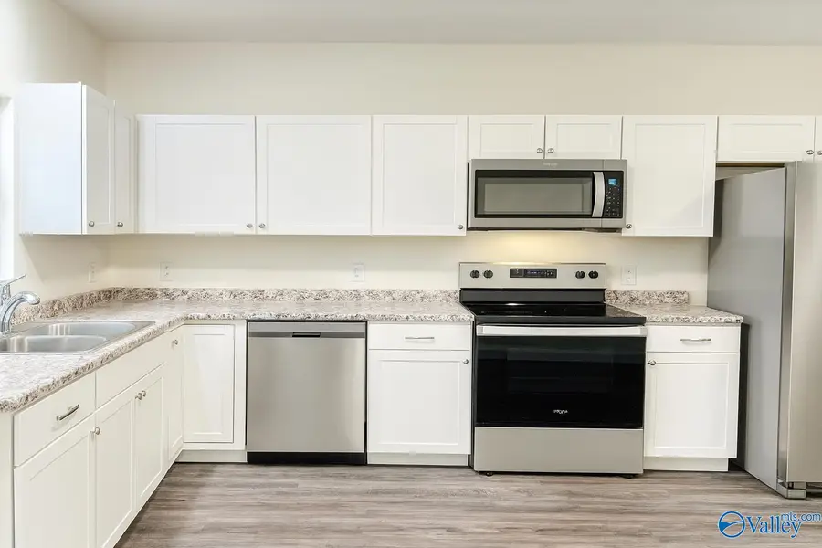 105 New Center Road, Hartselle, AL 35640 - Image #2