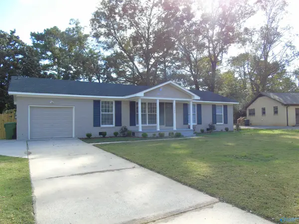 1723 Laverne Drive Nw, Huntsville, AL 35816