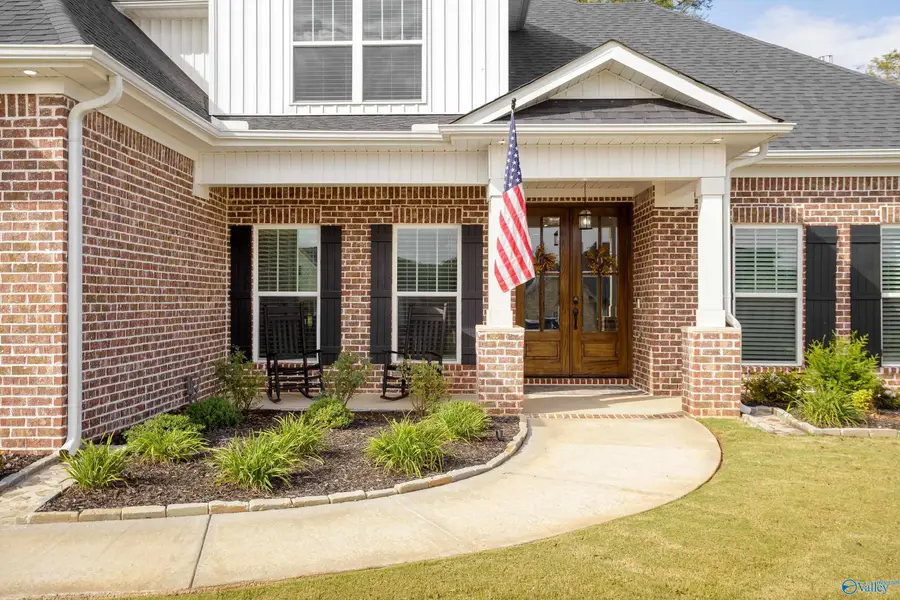 205 Oakland View Drive, Brownsboro, AL 35741 - Image #3