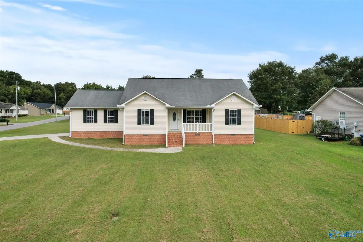 21 Whit Lane, Boaz, AL 35956 - Image #1