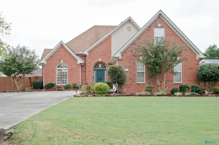 262 Round Top Drive, Harvest, AL 35749 - Image #2