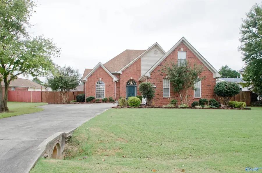 262 Round Top Drive, Harvest, AL 35749 - Image #3