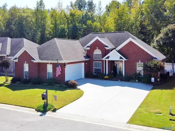 222 Jordan Lane, Florence, AL 35630