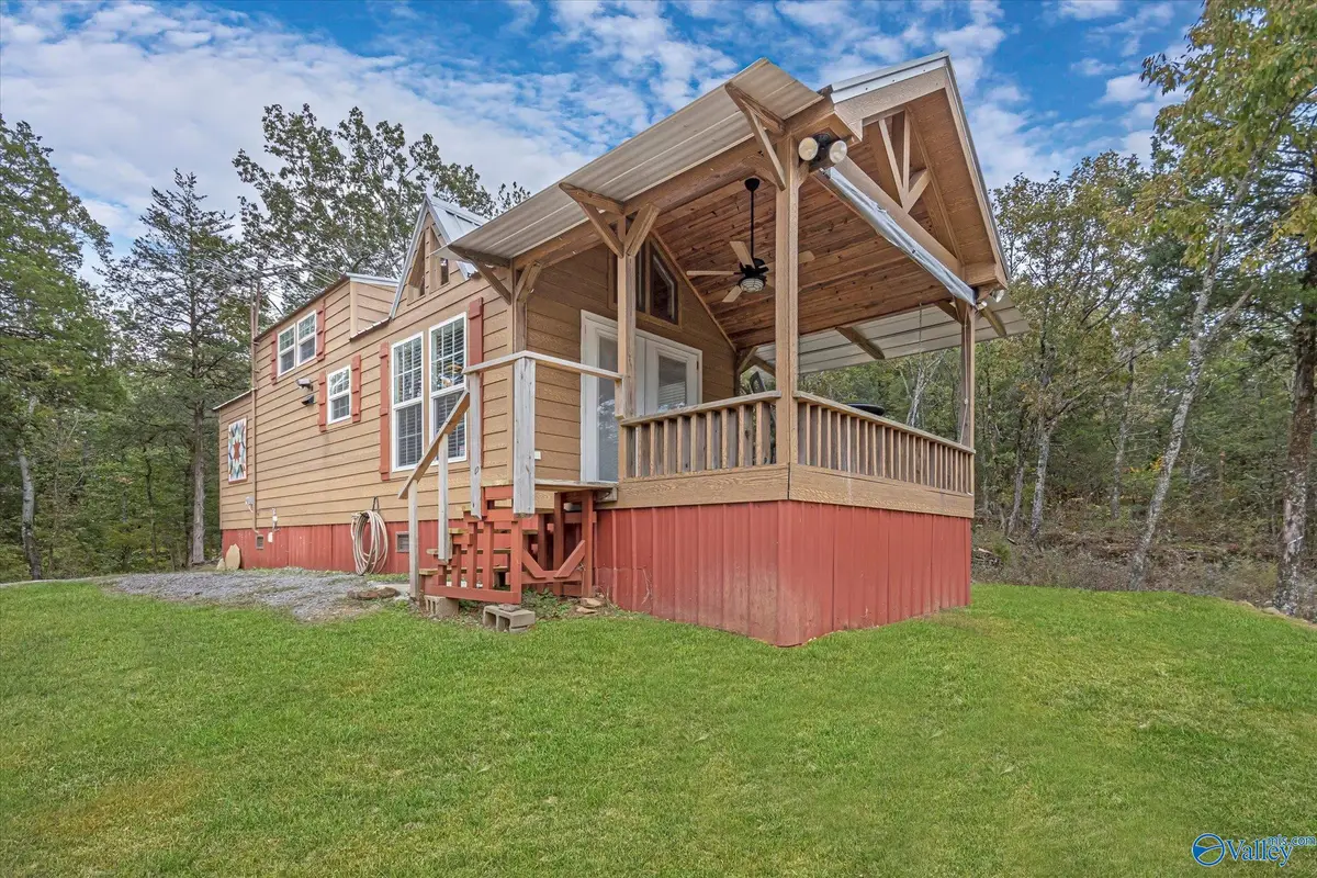 206 Red Bud Lane, Decatur, AL 35603 - Image #1