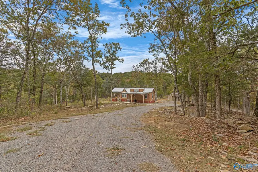 206 Red Bud Lane, Decatur, AL 35603 - Image #2