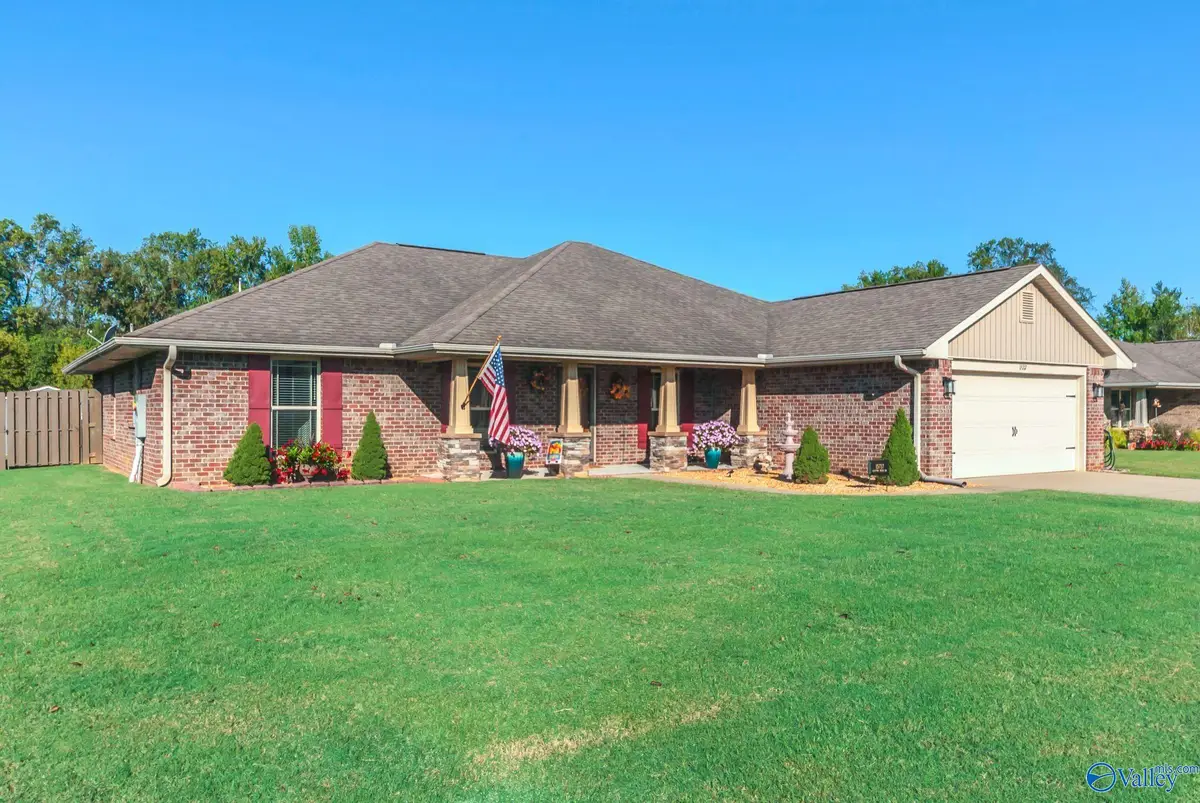 15717 Clayton Royce Drive Nw, Harvest, AL 35749 - Image #1