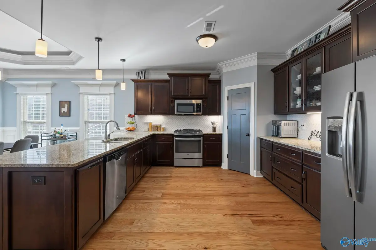 6426 Dunnavant Place Nw, Huntsville, AL 35806 - Image #1