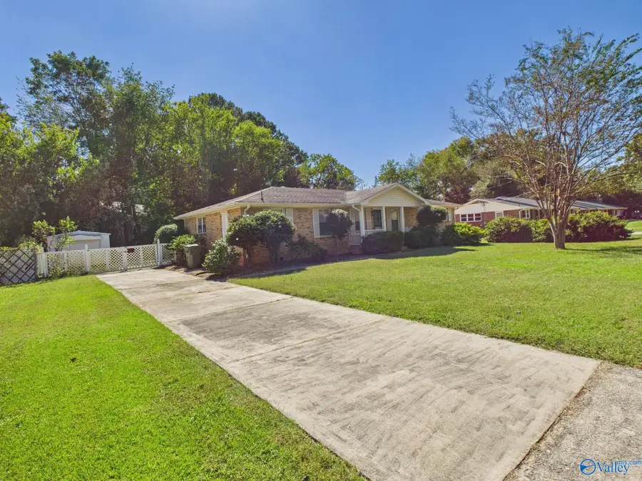 3303 Mcdow Avenue Nw, Huntsville, AL 35816 - Image #2