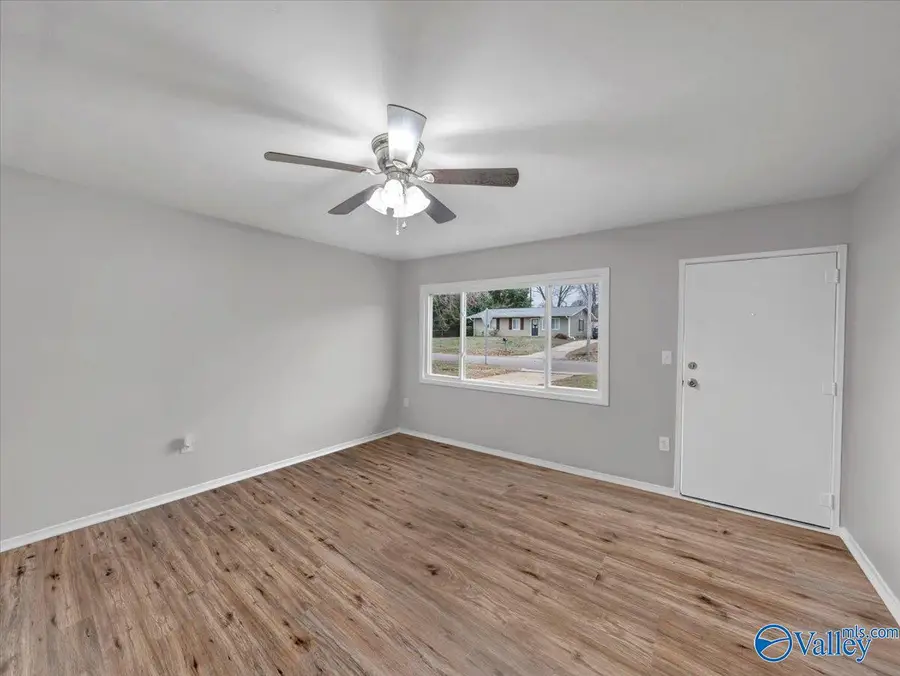 1704 Wakefield Drive Ne, Huntsville, AL 35811 - Image #3