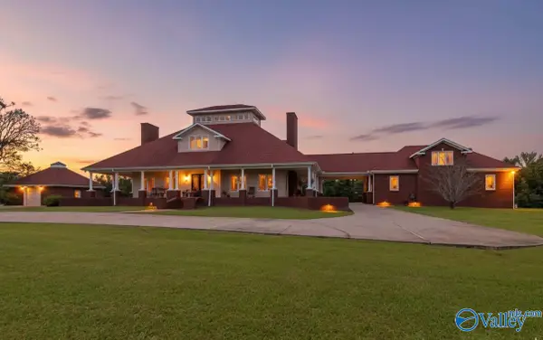 3280 County Road 217 Sw, Trinity, AL 35673