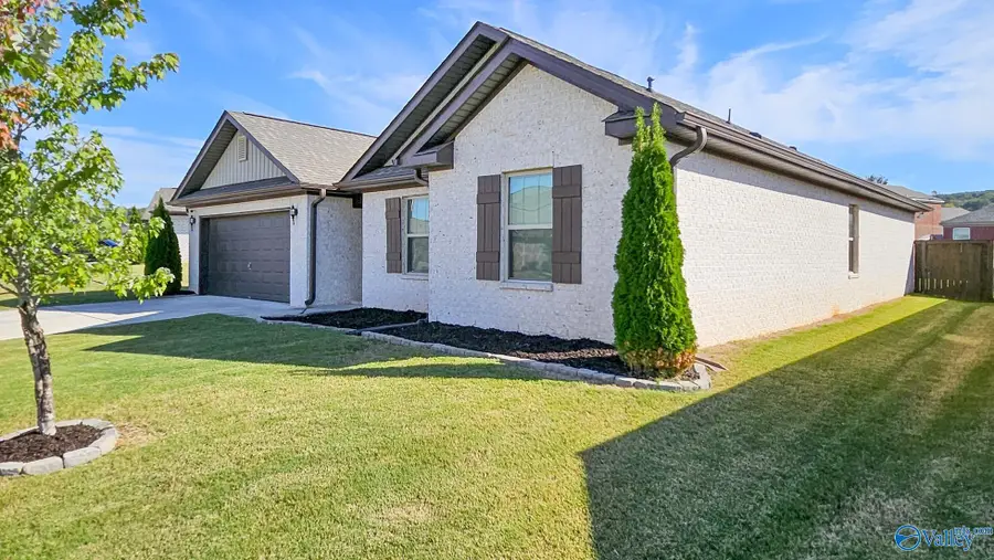 109 Edgestone Drive, Harvest, AL 35749 - Image #2