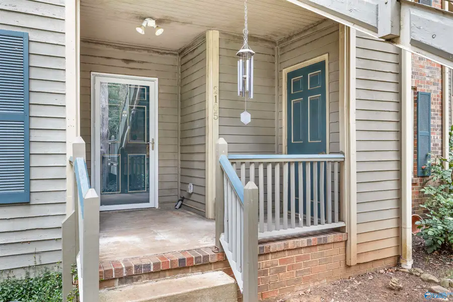2105 Greenwood Place #2105, Huntsville, AL 35802 - Image #3