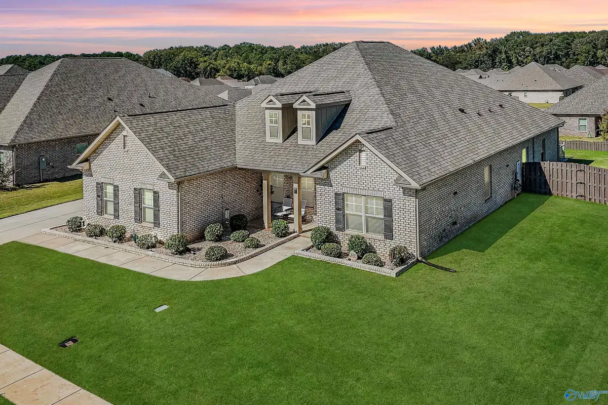 211 Maureen Drive Sw, Madison, AL 35756 - #1