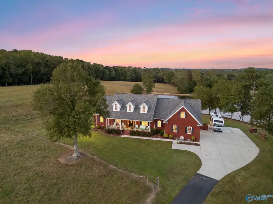 853 Ellis Road, Boaz, AL 35957 - Image #2