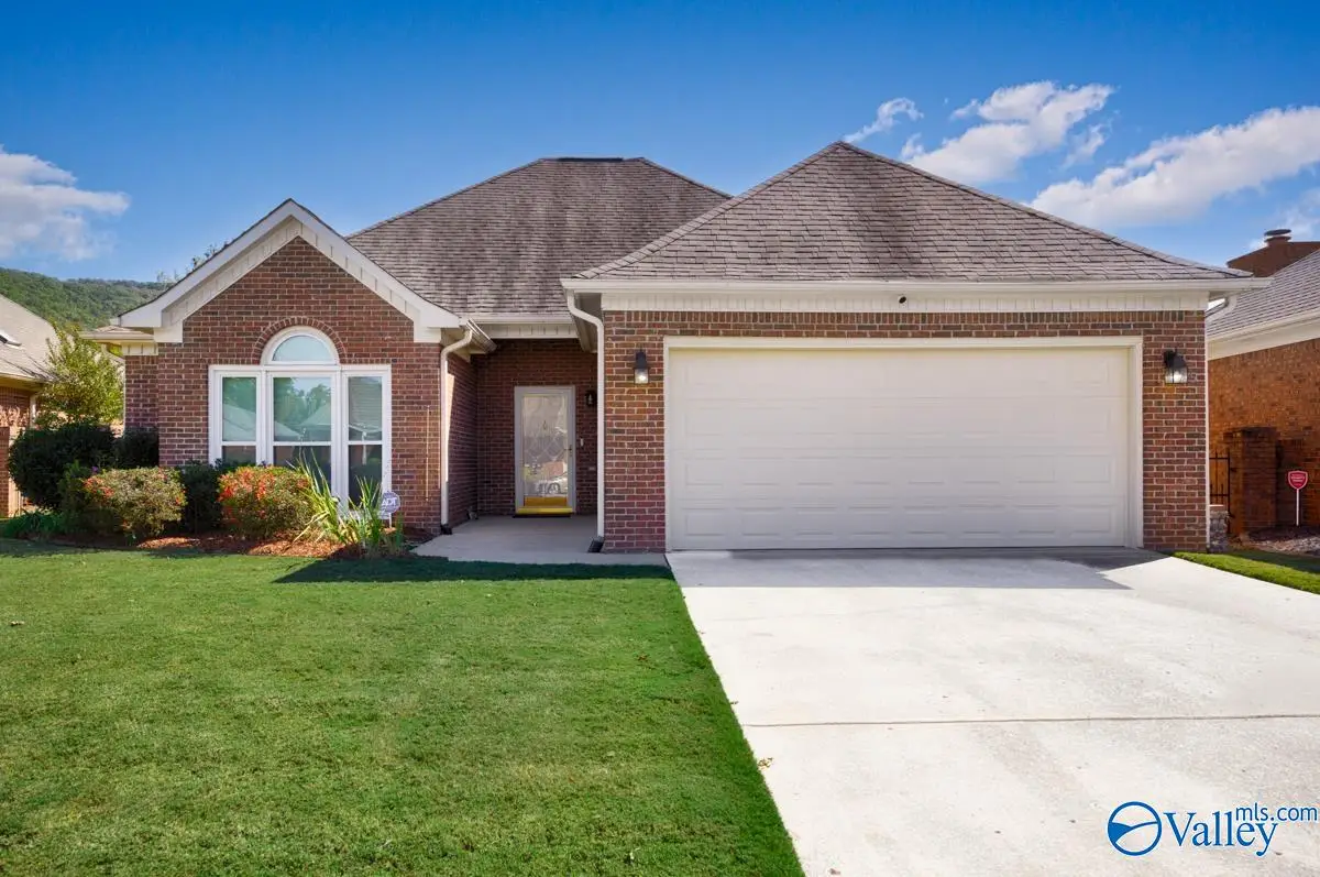 15065 SE Ashmont Blvd, Huntsville, AL 35803 - Image #1