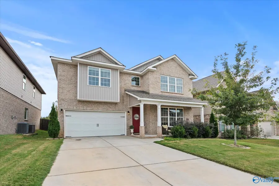 636 Magnolia Place Lane Sw, Hartselle, AL 35640 - Image #2