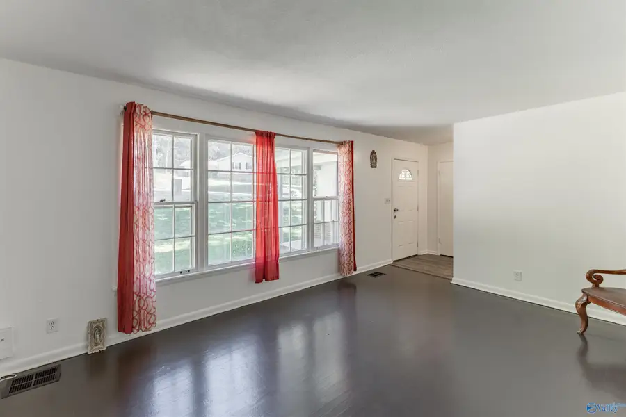 2804 Coosa Circle, Huntsville, AL 35810 - Image #2