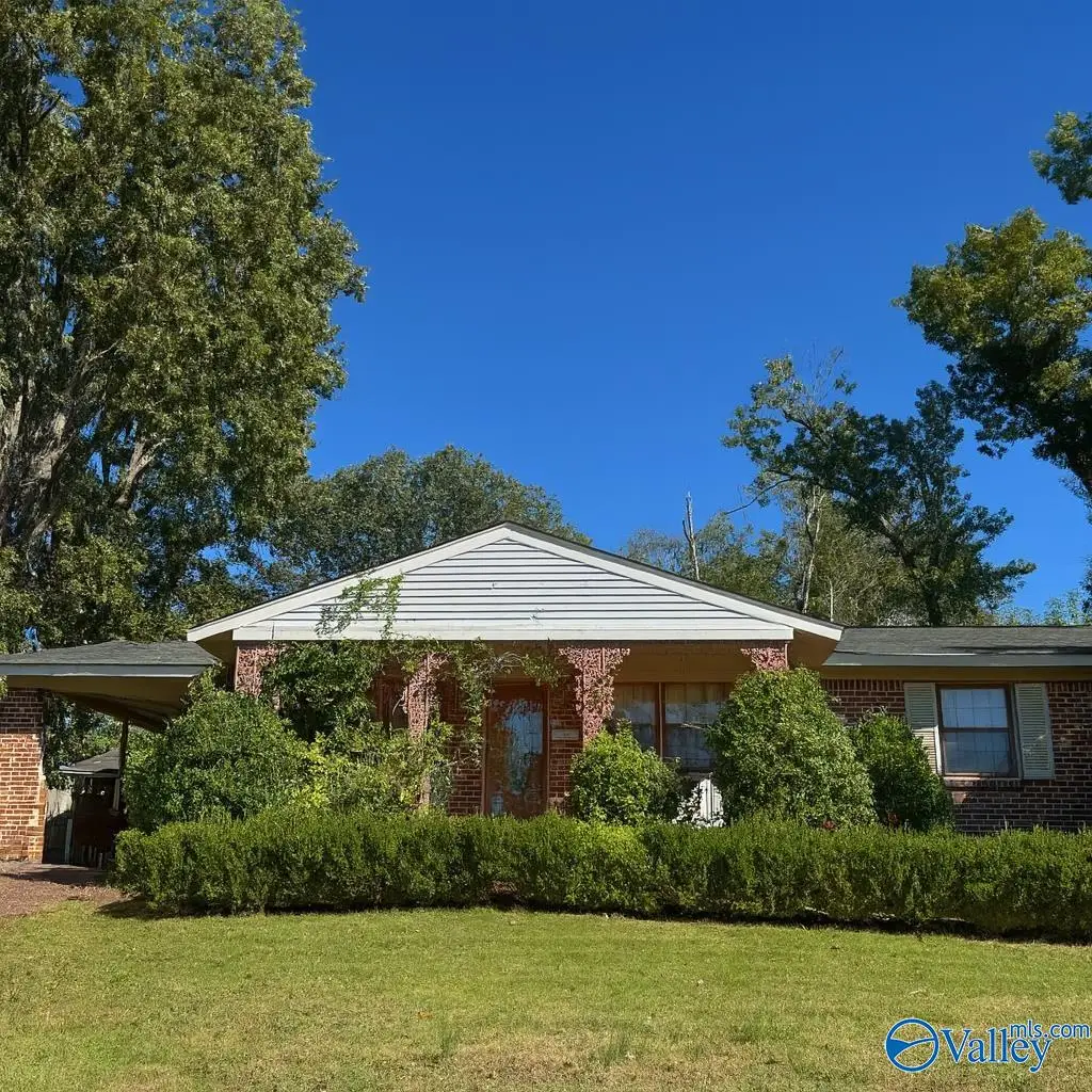 903 Fagan Springs Drive Se, Huntsville, AL 35801 - #1