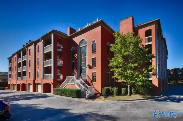 4770 Whitesburg Drive #303, Huntsville, AL 35802