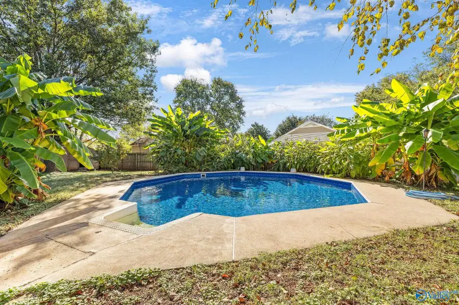 102 Harpeth Drive, New Market, AL 35761 - Image #2