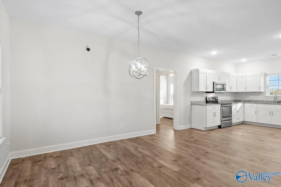 314 Creekside Drive, Albertville, AL 35950 - Image #3