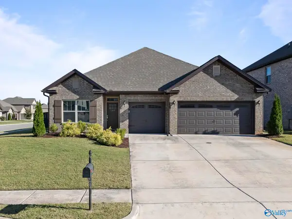 194 Kingswood Drive, Huntsville, AL 35806