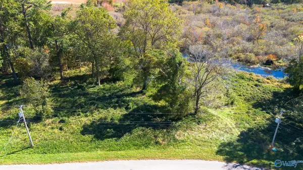 140 Easy Street, Hazel Green, AL 35750