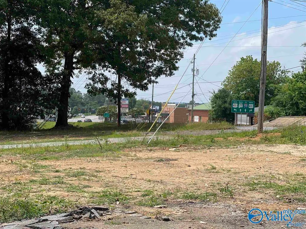 117-121 E Grand Avenue, Rainbow City, AL 35906 - Image #1