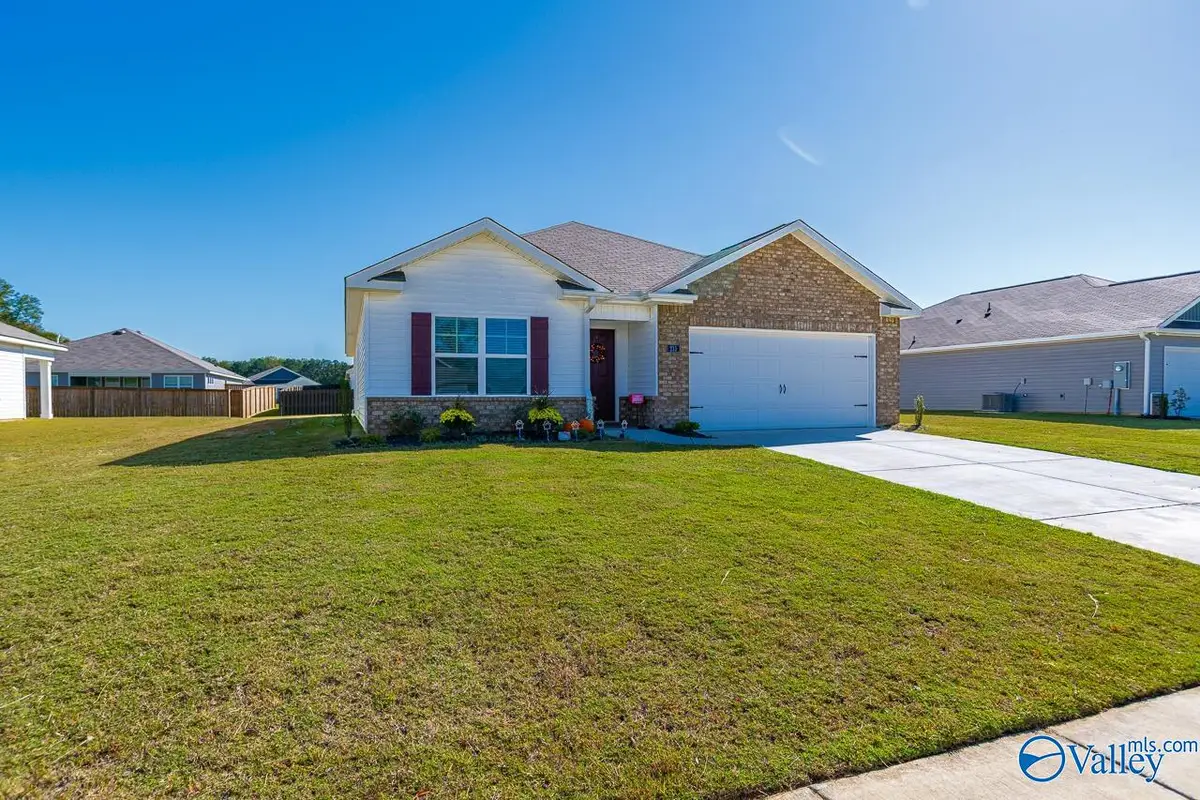 215 Chubbs Lane, Owens Cross Roads, AL 35763 - Image #1