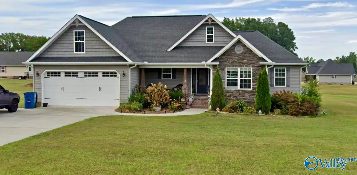 30 Gaines Loop W, Boaz, AL 35956 - Image #1